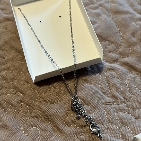 Bridesmaid Jewelry Necklace "I couldn't tie the knot without you" - Picture 4 of 5